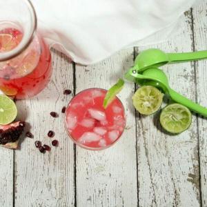 Semi-sweet + a little tart + a lot bubbly, this Non-Alcoholic & Whole30 Pomegranate Lime Sparkler uses fresh fruit juices and homemade sparkling water. #NYE goals!