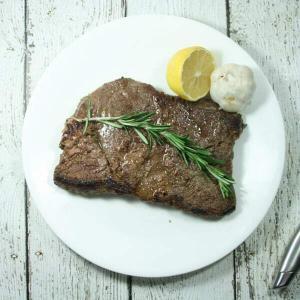 This Paleo & Whole30 Rosemary Garlic Steak Marinade features a touch of sweet and a kick of spice. It's out-of-this-world delicious and healthy too!