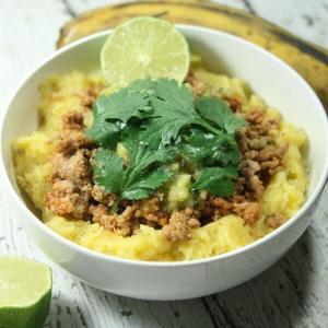 These Turkey Taco Bowls with Mashed Plantains are easy, cheap and delicious + Whole30-compliant, Paleo, Primal and gluten-, grain-, and dairy-free!