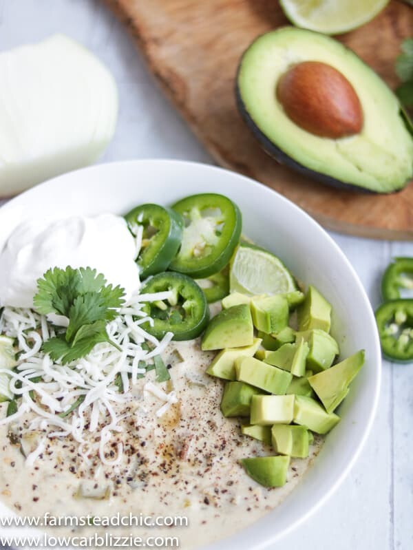 This Low Carb, Keto Leftover Turkey Chili is the perfect solution for your holiday turkey leftovers! Creamy, spicy and healthy, it's the perfect change of pace after a big day of eating. #grainfree #glutenfree #dairyfree #lowcarb #keto #whitechili #lowcarbchili #ketochili